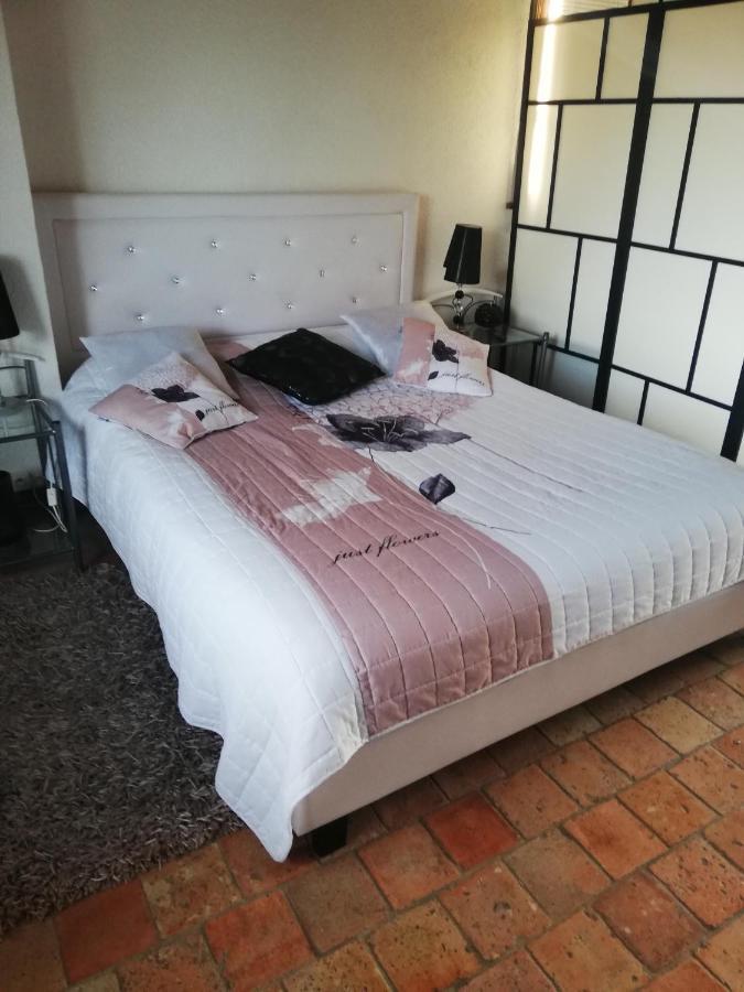 Les Hibiscus Honfleur Exterior foto